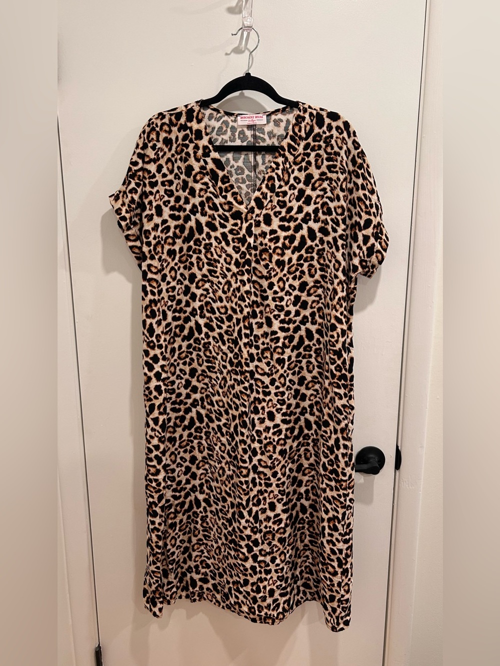 Discount Divas Cheetah Print V-Neck Maxi Dress - Taupe/Black